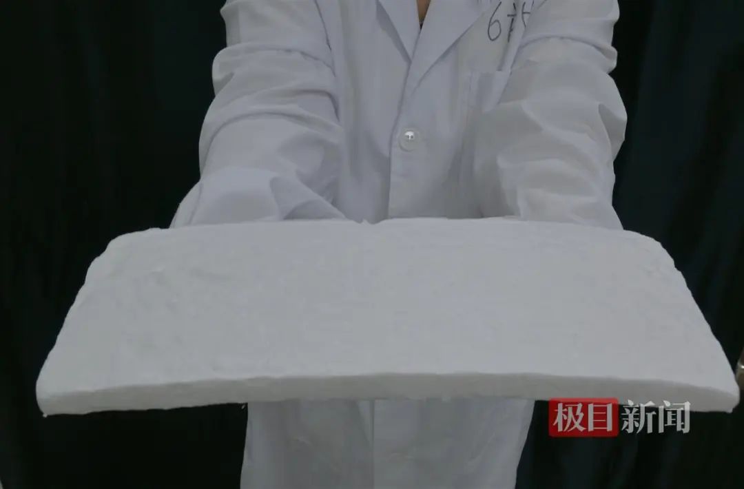 1733465621621872.jpg 04.jpg